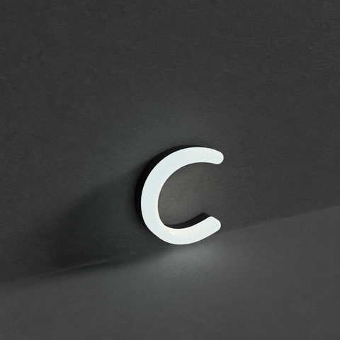 Hausnummer c